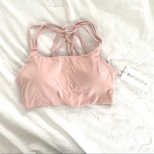 Athleta Blush Sports Bra NWT D-DD
